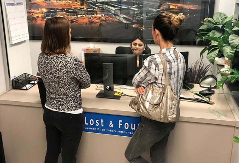 AirlinesPolicies-houston iah airport lost and found
