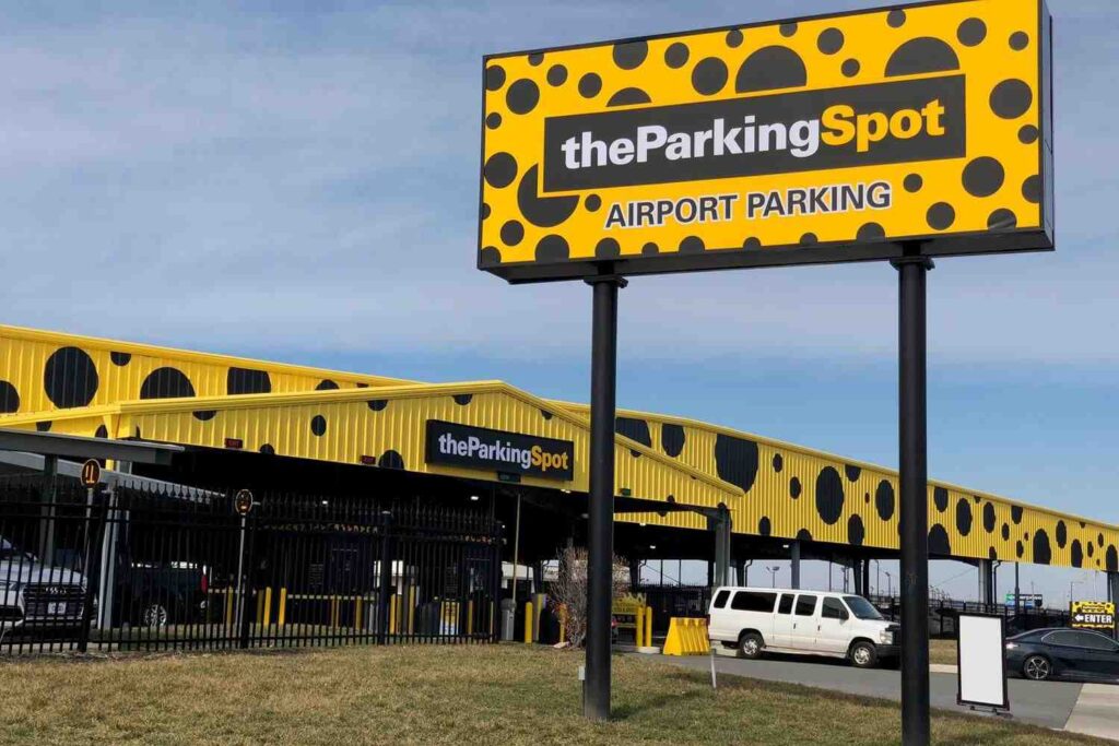 AirlinesPolicies-PHL airport parking